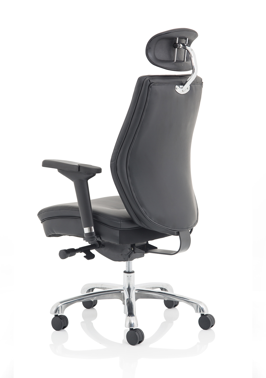 Domino black leather ergonomic chair detail